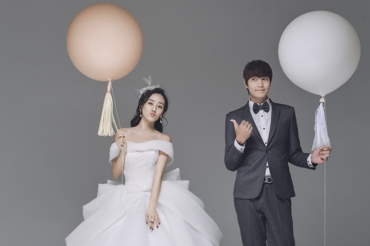 婚紗攝影,自助婚紗,婚紗推薦,婚紗禮服,二手禮服,禮服專賣,禮服特賣,手工禮服,手工婚紗,禮服推薦