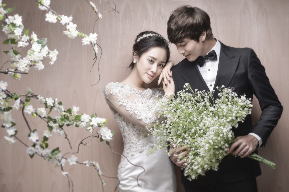 婚紗攝影,自助婚紗,婚紗推薦,婚紗禮服,二手禮服,禮服專賣,禮服特賣,手工禮服,手工婚紗,禮服推薦