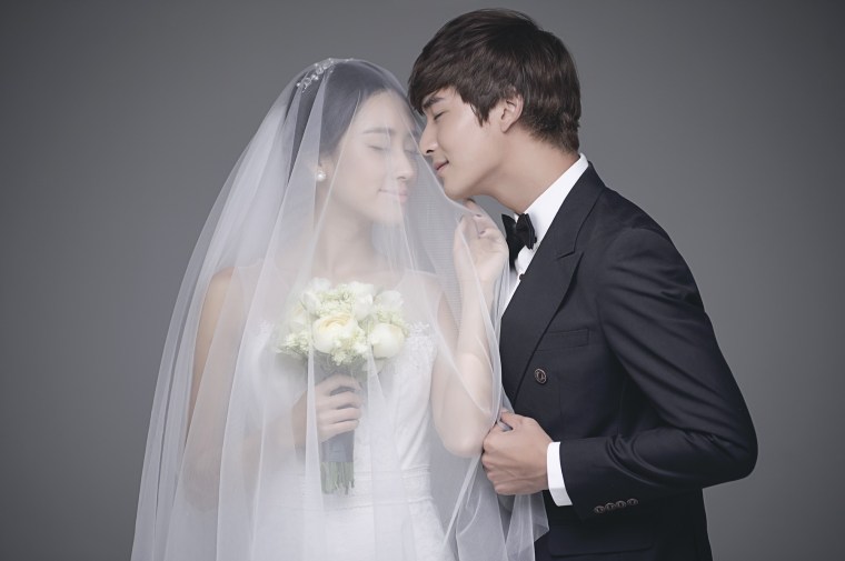 婚紗攝影,自助婚紗,婚紗推薦,婚紗禮服,二手禮服,禮服專賣,禮服特賣,手工禮服,手工婚紗,禮服推薦