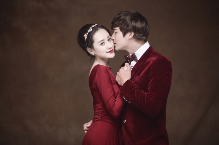 婚紗攝影,自助婚紗,婚紗推薦,婚紗禮服,二手禮服,禮服專賣,禮服特賣,手工禮服,手工婚紗,禮服推薦