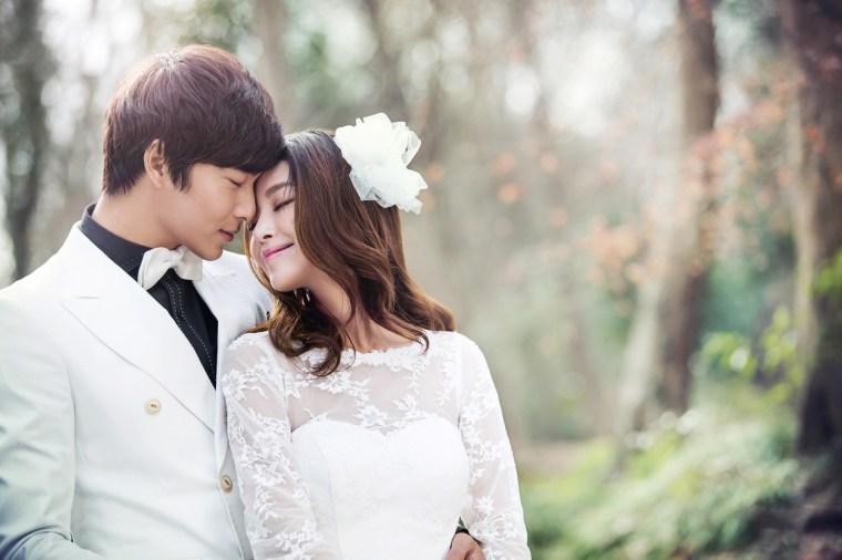 婚紗攝影,自助婚紗,婚紗推薦,婚紗禮服,二手禮服,禮服專賣,禮服特賣,手工禮服,手工婚紗,禮服推薦