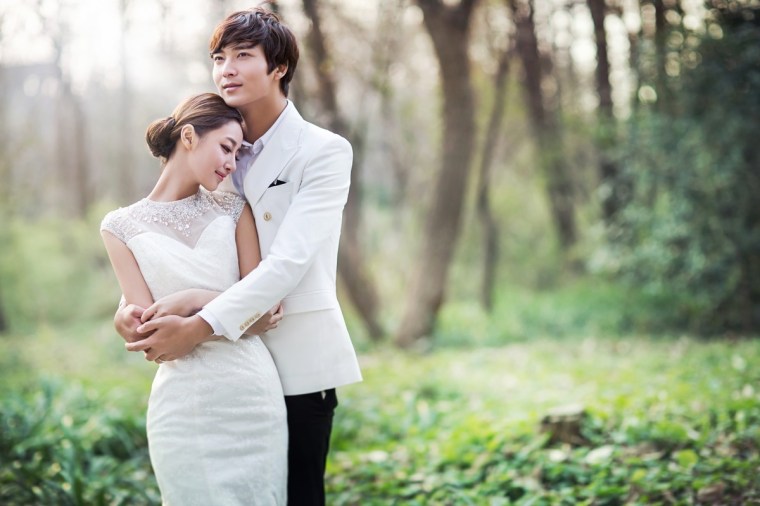 婚紗攝影,自助婚紗,婚紗推薦,婚紗禮服,二手禮服,禮服專賣,禮服特賣,手工禮服,手工婚紗,禮服推薦